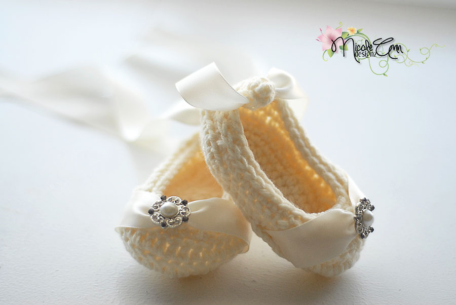 Baby Girl Ballerina Slippers on Luulla